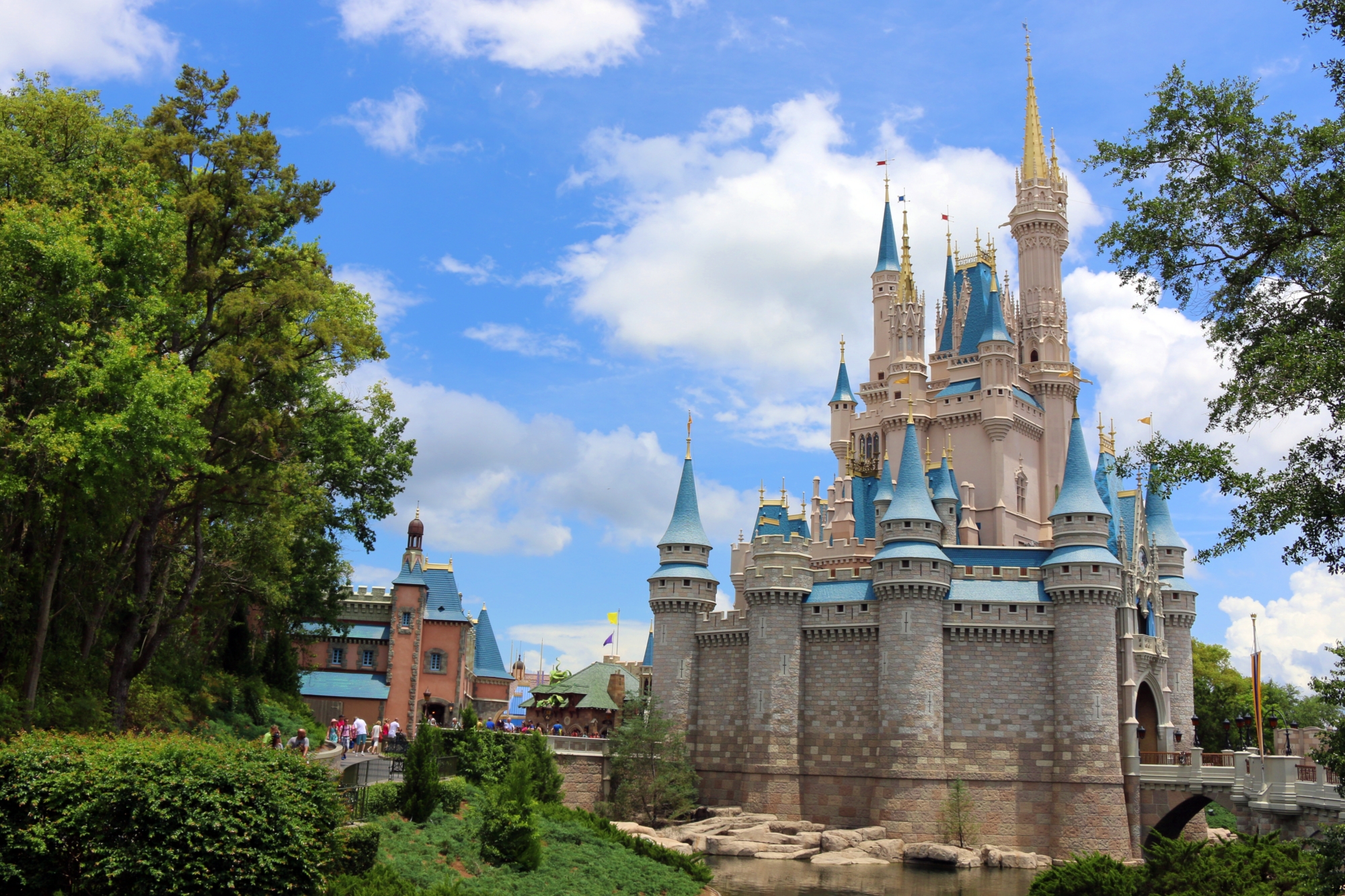 Magic Kingdom Header Magic, Memories, Mayhem