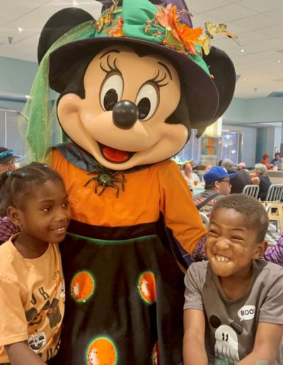 Halloween Dine at Hollywood and Vine with Magic, Memories, Mayhem